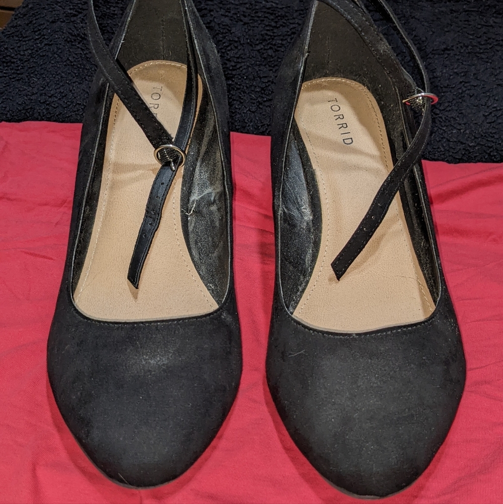 Torrid faux suede heel with ankle strap